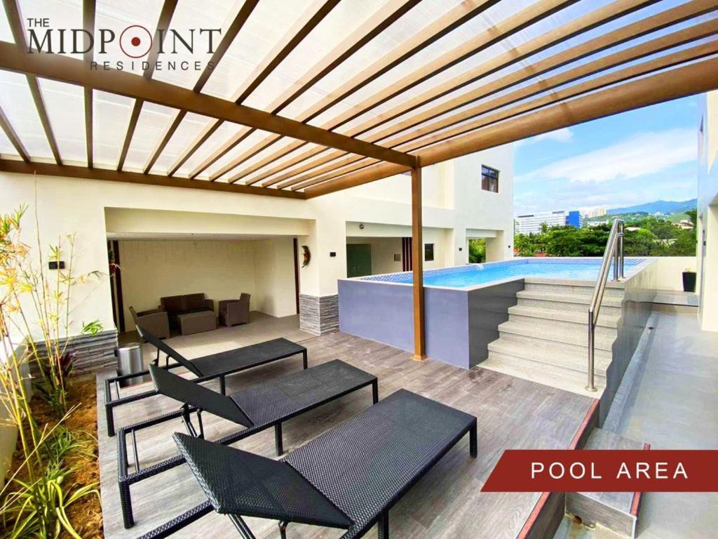 2 Bedroom Condo @ Midpoint Residences W/ City View Mandawe Zewnętrze zdjęcie
